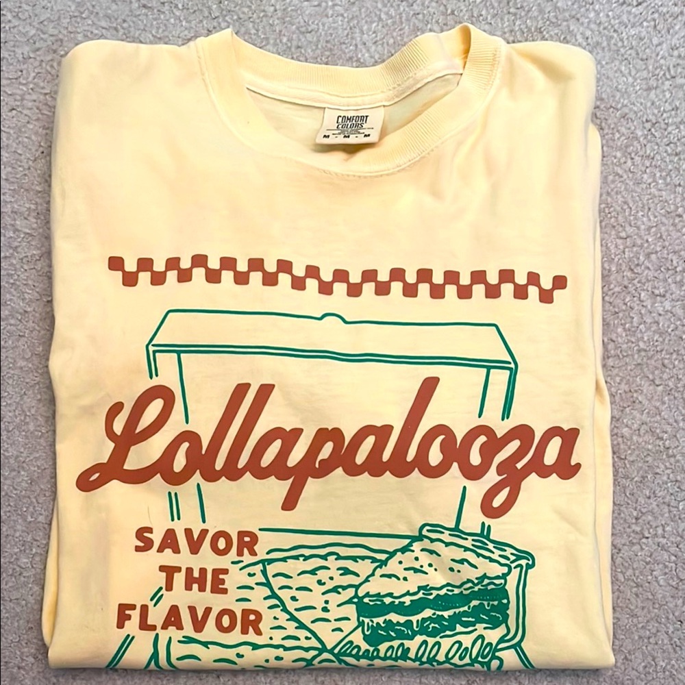 Vintage 2023 Lollapalooza Music Festival Shirt Chicago Style Pizza